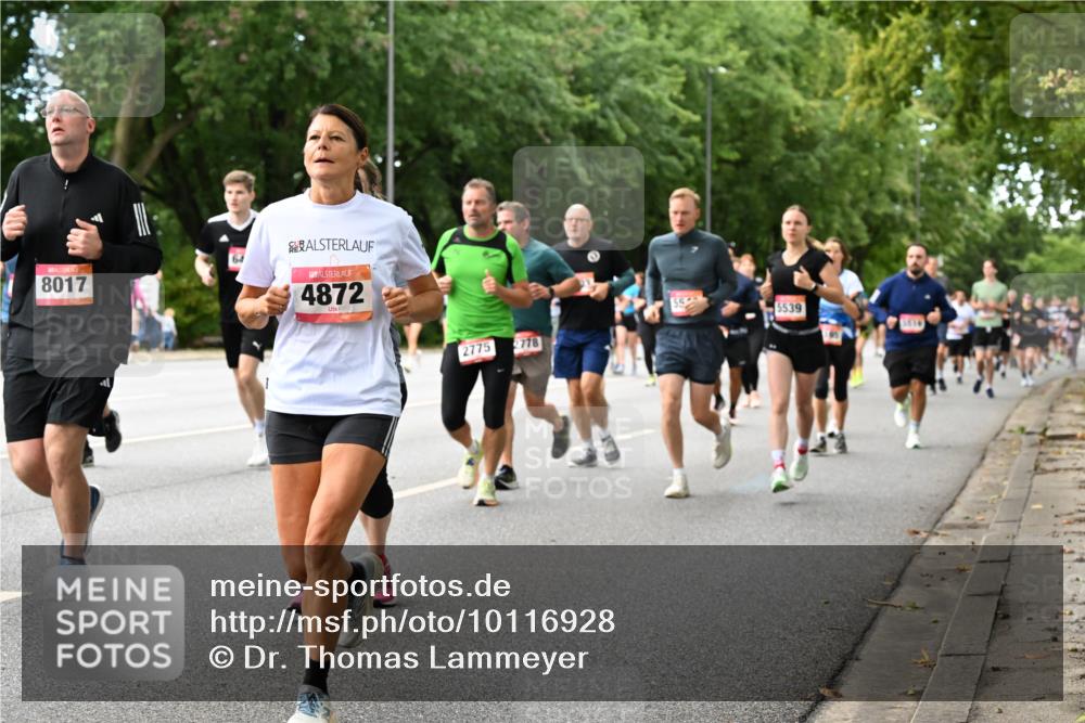06.09.2026 - CURREX Alsterlauf Dr. Thomas Lammeyer http://msf.ph/oto/10116928 06.09.2026 09:14:05 Laufen 8017, 64, 4872, 2775, 778, 5539 meine-sportfotos.de