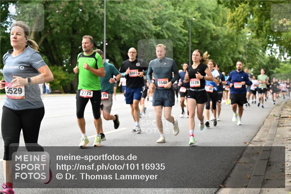 06.09.2026 - CURREX Alsterlauf Dr. Thomas Lammeyer http://msf.ph/oto/10116935 06.09.2026 09:14:06 Laufen 3529, 2775, 78, 5903, 5540, 5539, 5519 meine-sportfotos.de