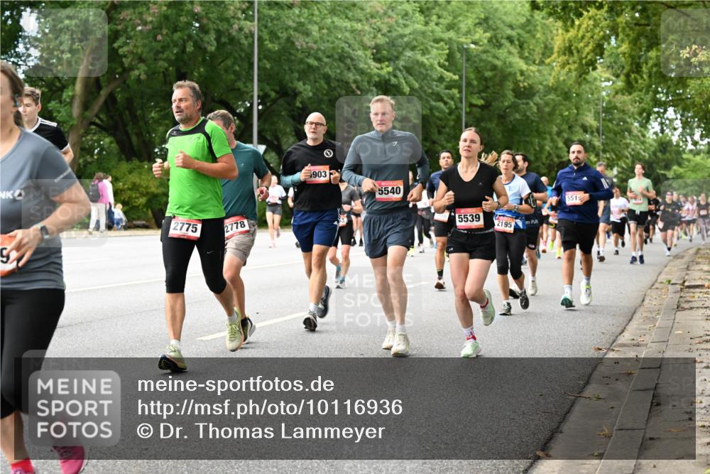 06.09.2026 - CURREX Alsterlauf Dr. Thomas Lammeyer http://msf.ph/oto/10116936 06.09.2026 09:14:06 Laufen 2775, 2778, 903, 5540, 5539, 2195, 551 meine-sportfotos.de