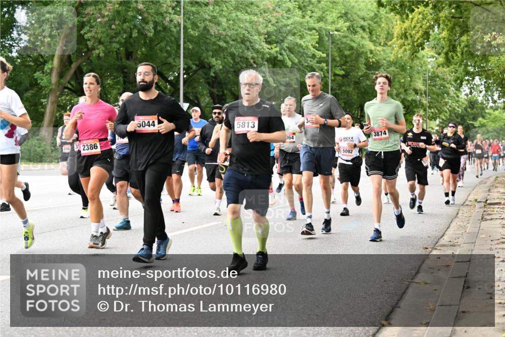 06.09.2026 - CURREX Alsterlauf Dr. Thomas Lammeyer http://msf.ph/oto/10116980 06.09.2026 09:14:12 Laufen 2863, 2386, 5044, 5813, 064, 34, 5092, 3874 meine-sportfotos.de