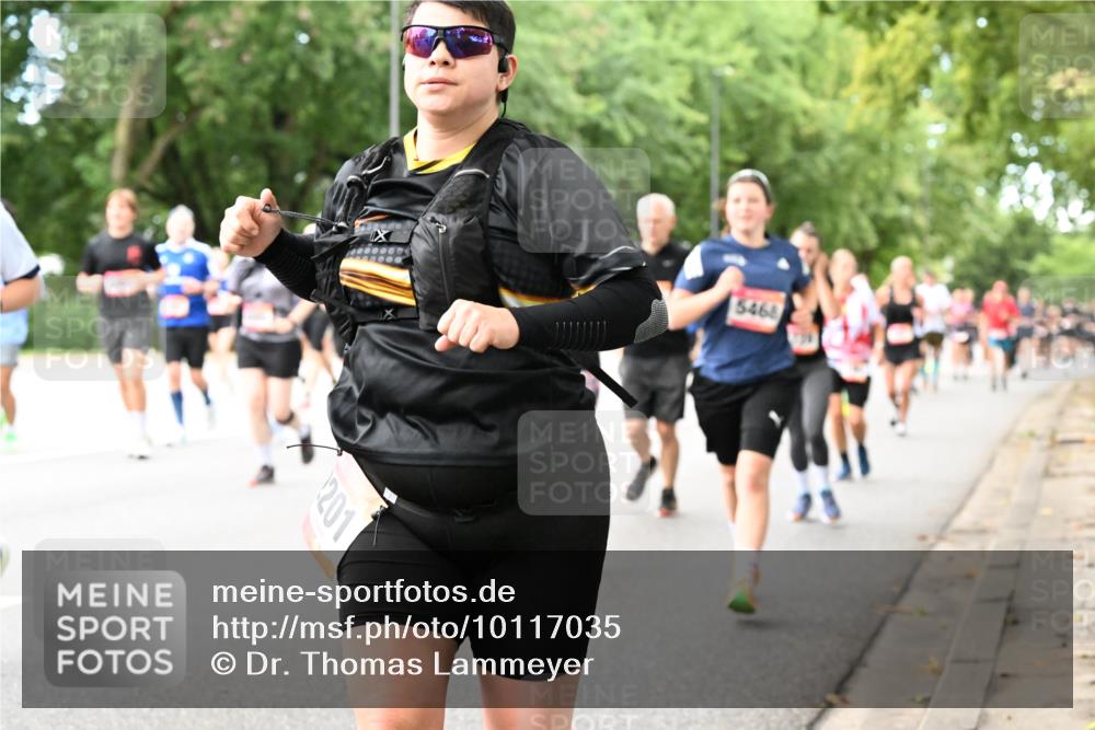 06.09.2026 - CURREX Alsterlauf Dr. Thomas Lammeyer http://msf.ph/oto/10117035 06.09.2026 09:14:18 Laufen 201, 5468 meine-sportfotos.de