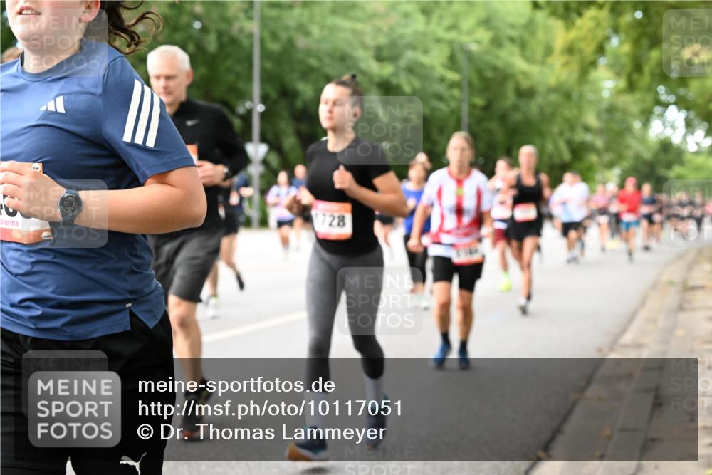 06.09.2026 - CURREX Alsterlauf Dr. Thomas Lammeyer http://msf.ph/oto/10117051 06.09.2026 09:14:20 Laufen 1728 meine-sportfotos.de