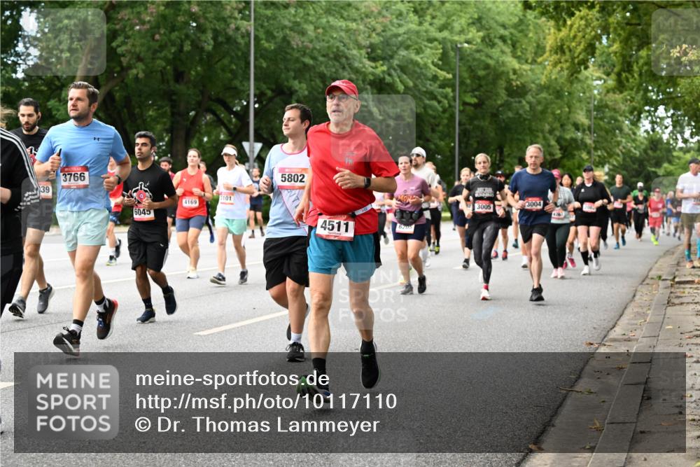 06.09.2026 - CURREX Alsterlauf Dr. Thomas Lammeyer http://msf.ph/oto/10117110 06.09.2026 09:14:28 Laufen 39, 3766, 4169, 6045, 3101, 5802, 4511, 6205, 3005, 3004 meine-sportfotos.de