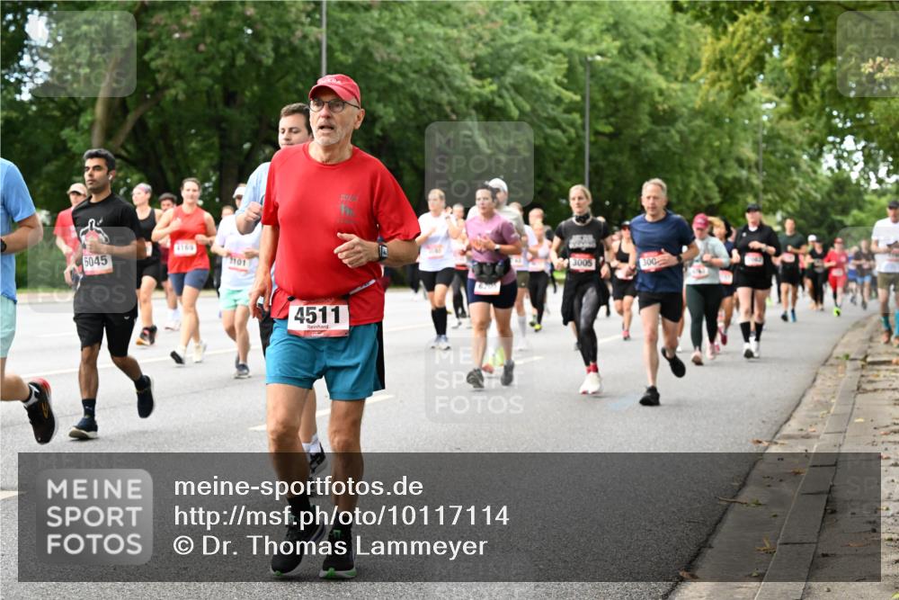 06.09.2026 - CURREX Alsterlauf Dr. Thomas Lammeyer http://msf.ph/oto/10117114 06.09.2026 09:14:29 Laufen 6045, 4169, 101, 4511, 6205, 3005, 300 meine-sportfotos.de