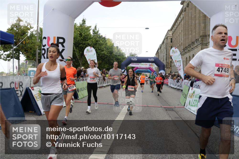 06.09.2026 - CURREX Alsterlauf Yannick Fuchs http://msf.ph/oto/10117143 06.09.2026 09:59:20 Ziel 2220, 2367, 2772, 2913, 3600, 3657, 3825, 3844, 3892, 4091, 4139, 4158, 4217, 4748, 4791, 5160, 5249, 5283, 5723, 5735, 6059, 6144, 6312, 6443, 6447 meine-sportfotos.de