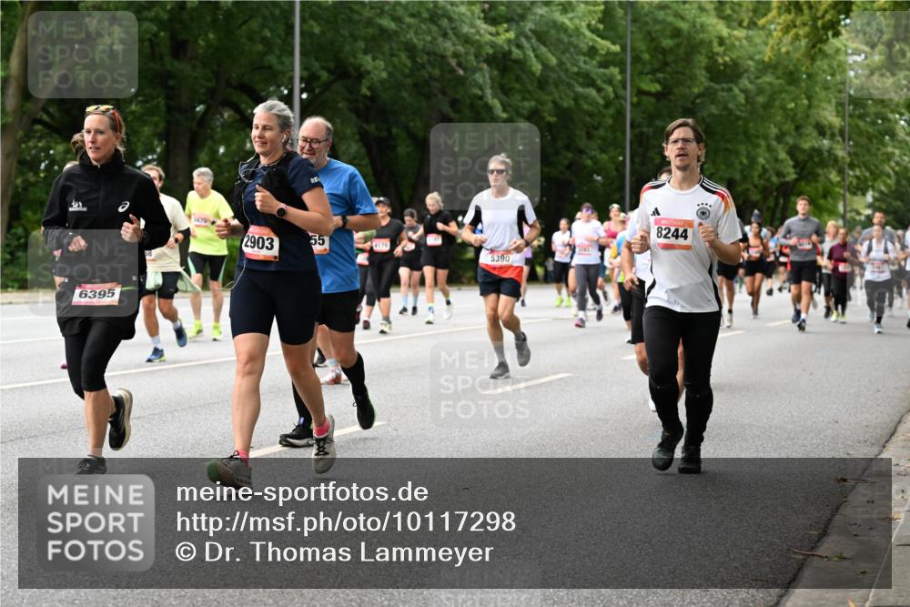 06.09.2026 - CURREX Alsterlauf Dr. Thomas Lammeyer http://msf.ph/oto/10117298 06.09.2026 09:14:55 Laufen 6395, 2903, 55, 5390, 8244 meine-sportfotos.de