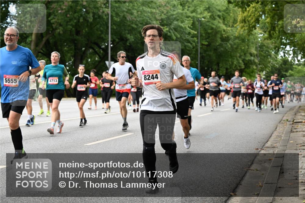06.09.2026 - CURREX Alsterlauf Dr. Thomas Lammeyer http://msf.ph/oto/10117308 06.09.2026 09:14:57 Laufen 4, 5555, 4713, 5597, 5390, 8244 meine-sportfotos.de