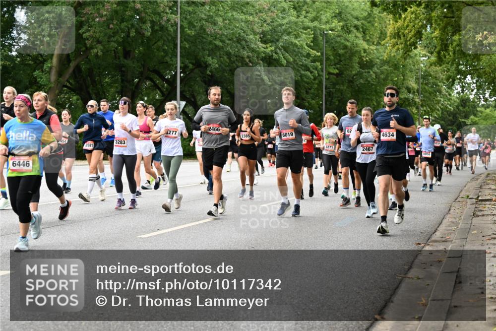 06.09.2026 - CURREX Alsterlauf Dr. Thomas Lammeyer http://msf.ph/oto/10117342 06.09.2026 09:15:02 Laufen 454, 3283, 2541, 6446, 2466, 6019, 277, 2385, 8271, 62, 2467, 4634, 8056 meine-sportfotos.de