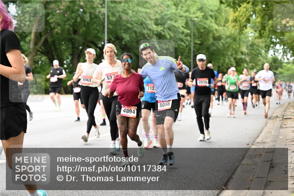 06.09.2026 - CURREX Alsterlauf Dr. Thomas Lammeyer http://msf.ph/oto/10117384 06.09.2026 09:15:07 Laufen 8063, 53, 212, 4894, 8056, 2035 meine-sportfotos.de