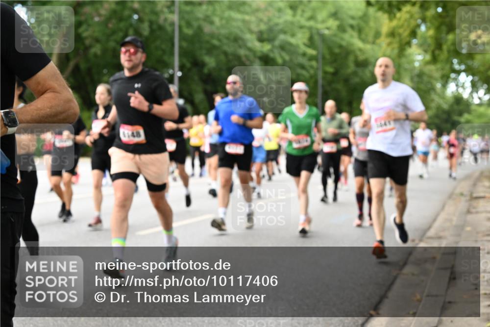 06.09.2026 - CURREX Alsterlauf Dr. Thomas Lammeyer http://msf.ph/oto/10117406 06.09.2026 09:15:11 Laufen 148, 147 meine-sportfotos.de