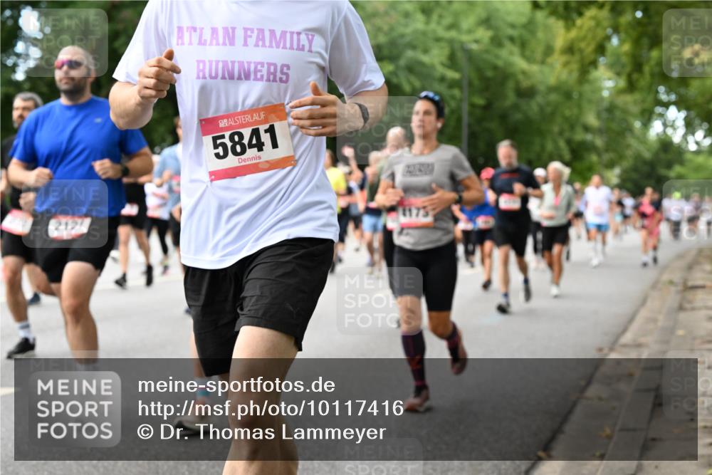 06.09.2026 - CURREX Alsterlauf Dr. Thomas Lammeyer http://msf.ph/oto/10117416 06.09.2026 09:15:12 Laufen 2127, 5841, 1173 meine-sportfotos.de