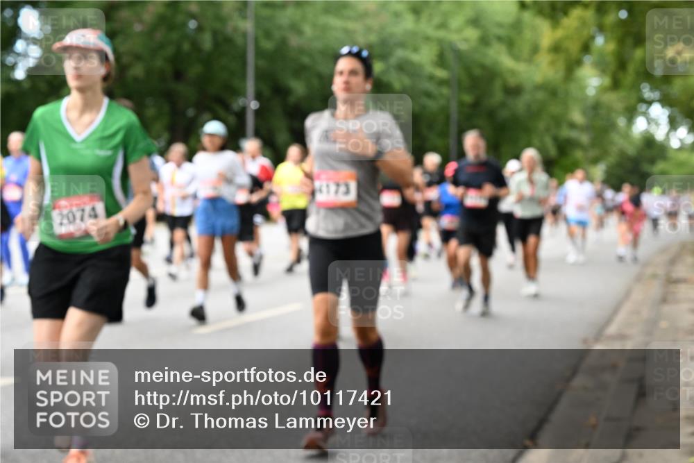 06.09.2026 - CURREX Alsterlauf Dr. Thomas Lammeyer http://msf.ph/oto/10117421 06.09.2026 09:15:13 Laufen 2074, 173 meine-sportfotos.de