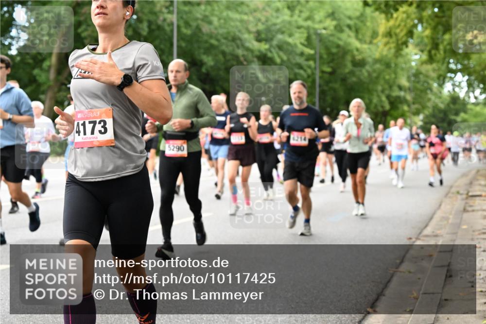 06.09.2026 - CURREX Alsterlauf Dr. Thomas Lammeyer http://msf.ph/oto/10117425 06.09.2026 09:15:14 Laufen 4173, 5290 meine-sportfotos.de