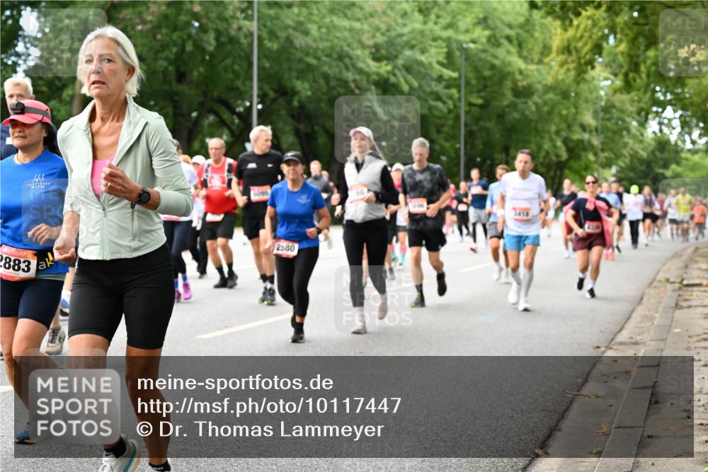 06.09.2026 - CURREX Alsterlauf Dr. Thomas Lammeyer http://msf.ph/oto/10117447 06.09.2026 09:15:17 Laufen 2883, 2580 meine-sportfotos.de