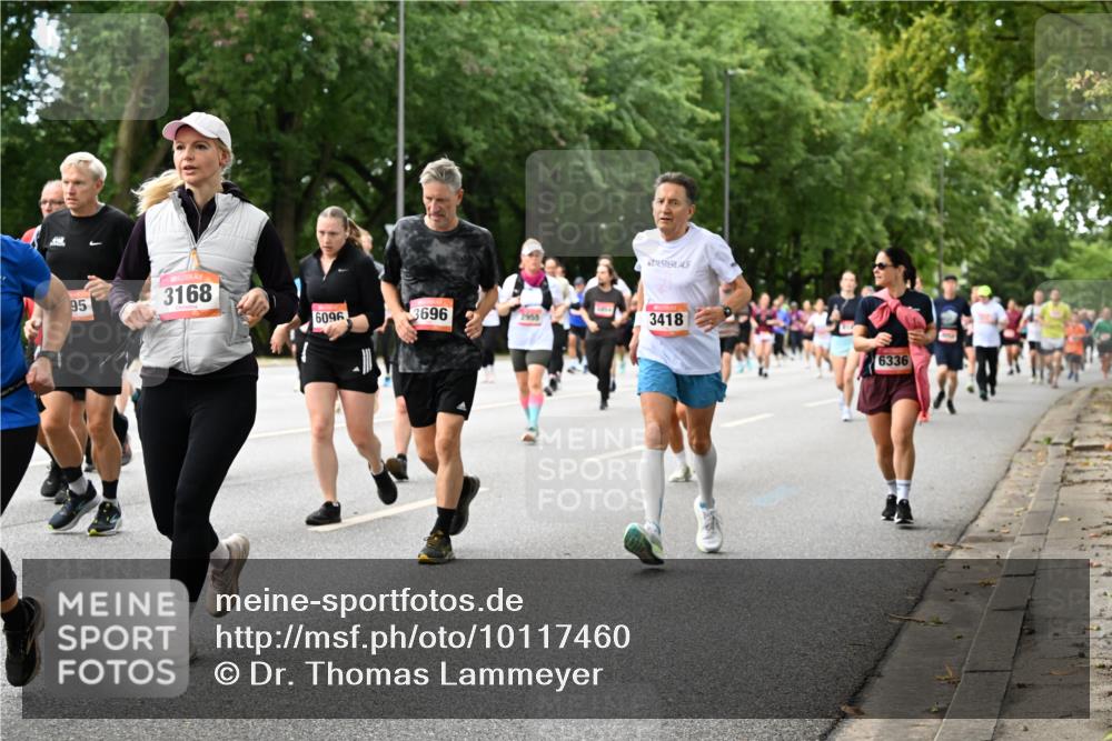 06.09.2026 - CURREX Alsterlauf Dr. Thomas Lammeyer http://msf.ph/oto/10117460 06.09.2026 09:15:19 Laufen 95, 3168, 6096, 3696, 2955, 3418, 6336 meine-sportfotos.de