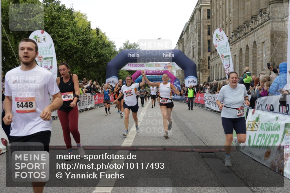 06.09.2026 - CURREX Alsterlauf Yannick Fuchs http://msf.ph/oto/10117493 06.09.2026 09:59:25 Ziel 2367, 2772, 3535, 3542, 3600, 3657, 3695, 3844, 4091, 4139, 4158, 4217, 4478, 4748, 4791, 5160, 5636, 5712, 5723, 5735, 5948, 6059, 6312, 6443, 6447 meine-sportfotos.de