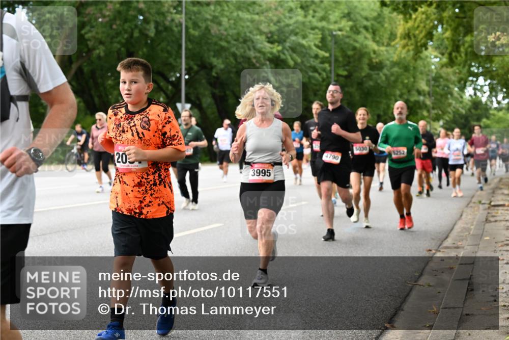 06.09.2026 - CURREX Alsterlauf Dr. Thomas Lammeyer http://msf.ph/oto/10117551 06.09.2026 09:15:33 Laufen 20, 3995, 4790, 5030 meine-sportfotos.de