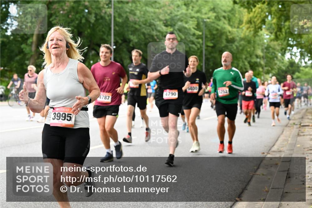 06.09.2026 - CURREX Alsterlauf Dr. Thomas Lammeyer http://msf.ph/oto/10117562 06.09.2026 09:15:35 Laufen 3995, 4787, 4790, 5030, 252 meine-sportfotos.de