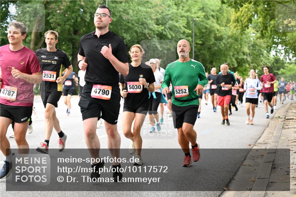 06.09.2026 - CURREX Alsterlauf Dr. Thomas Lammeyer http://msf.ph/oto/10117572 06.09.2026 09:15:36 Laufen 2018, 42, 19, 2531, 4787, 4790, 5030, 5252, 424, 3094 meine-sportfotos.de