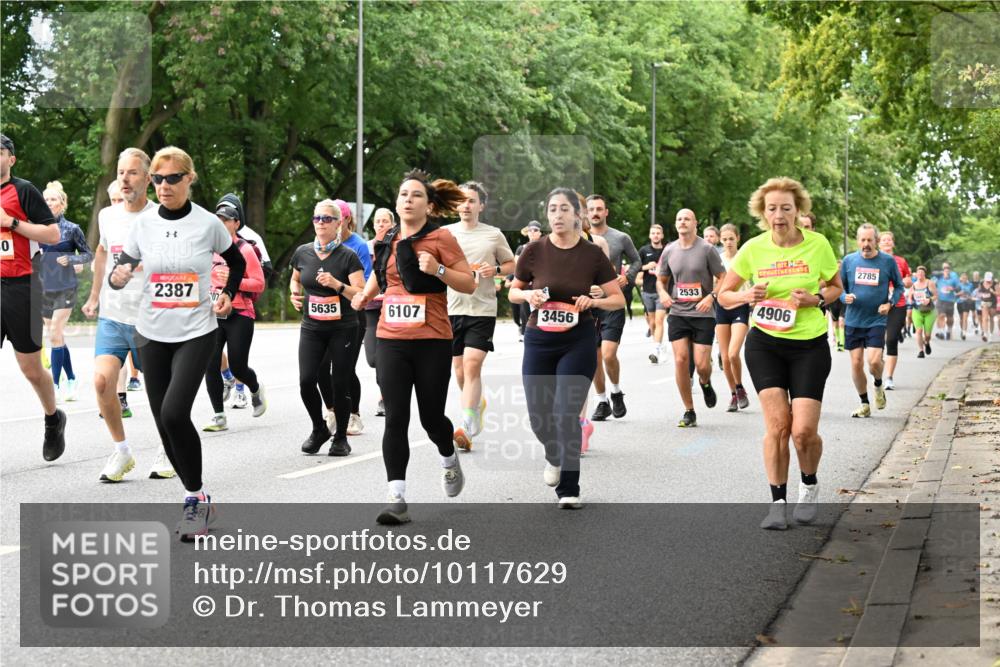 06.09.2026 - CURREX Alsterlauf Dr. Thomas Lammeyer http://msf.ph/oto/10117629 06.09.2026 09:15:44 Laufen 0, 2387, 5635, 6107, 3456, 2533, 4906, 2785 meine-sportfotos.de