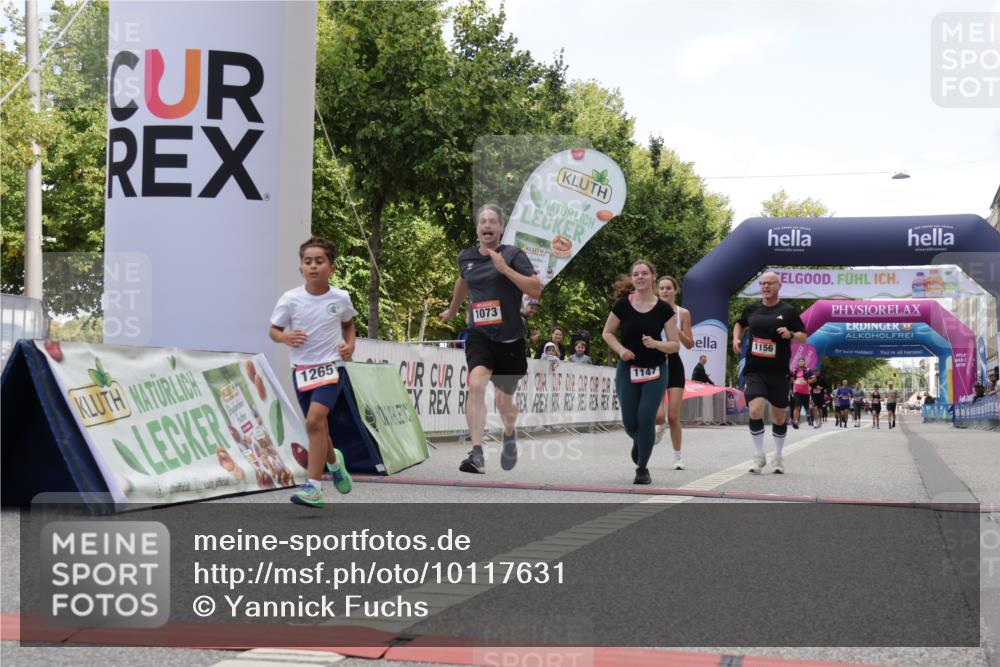 06.09.2026 - CURREX Alsterlauf Yannick Fuchs http://msf.ph/oto/10117631 06.09.2026 12:01:30 Ziel 1073, 1147, 1155, 1156, 1243, 1265 meine-sportfotos.de