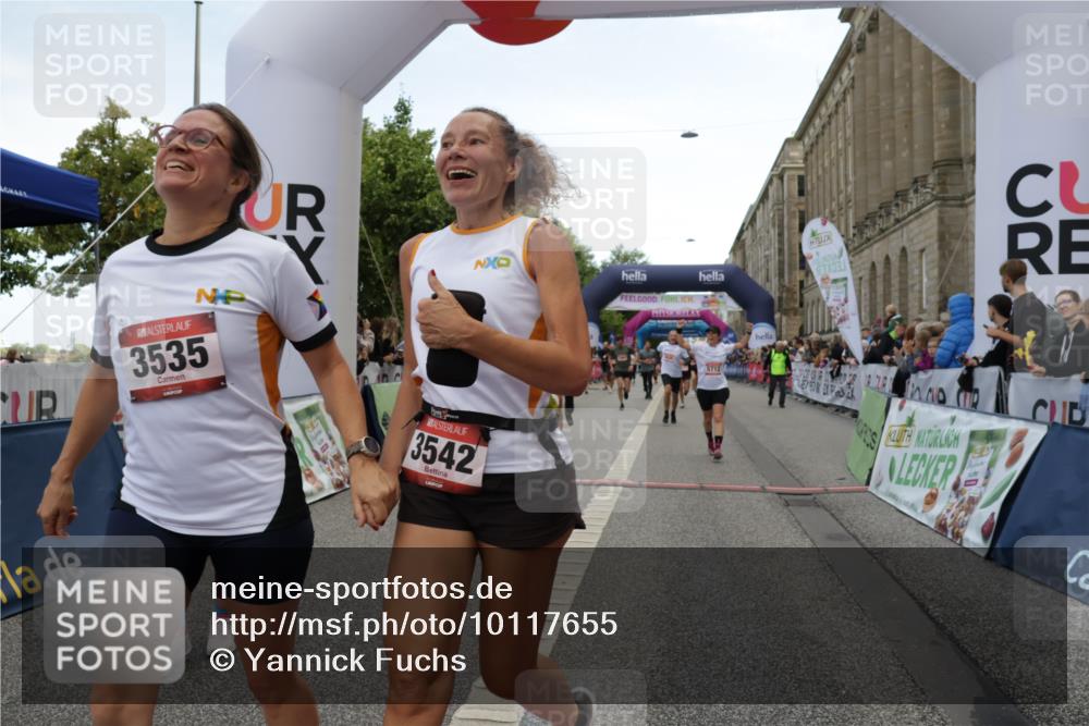 06.09.2026 - CURREX Alsterlauf Yannick Fuchs http://msf.ph/oto/10117655 06.09.2026 09:59:28 Ziel 2077, 2772, 3129, 3535, 3542, 3600, 3657, 3695, 3969, 4091, 4139, 4158, 4478, 5636, 5712, 5948, 6059, 6312, 6443, 6447 meine-sportfotos.de