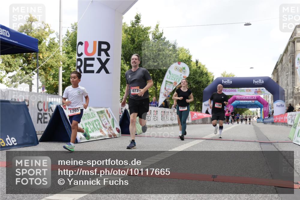 06.09.2026 - CURREX Alsterlauf Yannick Fuchs http://msf.ph/oto/10117665 06.09.2026 12:01:30 Ziel 1073, 1147, 1155, 1156, 1243, 1265 meine-sportfotos.de
