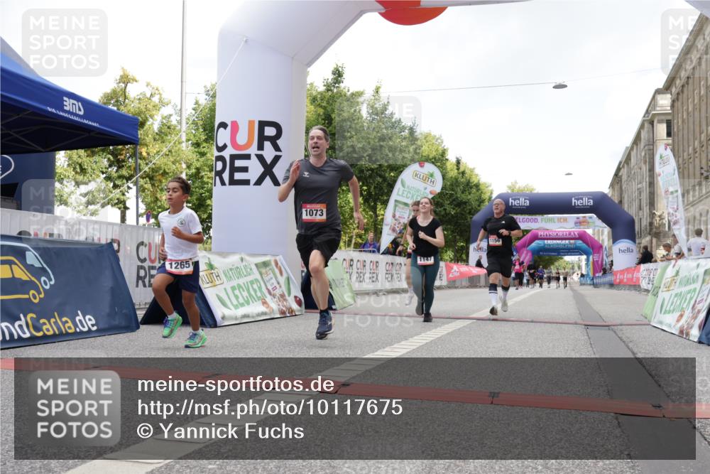 06.09.2026 - CURREX Alsterlauf Yannick Fuchs http://msf.ph/oto/10117675 06.09.2026 12:01:31 Ziel 1073, 1147, 1155, 1156, 1243, 1265 meine-sportfotos.de