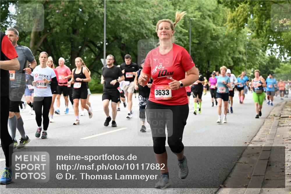 06.09.2026 - CURREX Alsterlauf Dr. Thomas Lammeyer http://msf.ph/oto/10117682 06.09.2026 09:15:50 Laufen 81, 5418, 5923, 4815, 10, 2026, 3633, 4281 meine-sportfotos.de