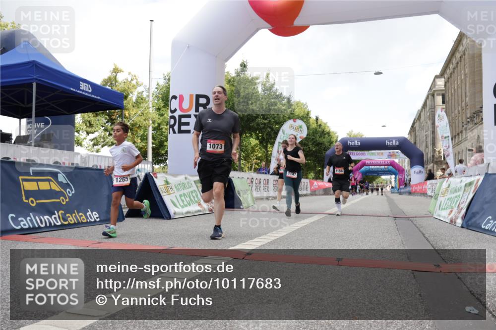 06.09.2026 - CURREX Alsterlauf Yannick Fuchs http://msf.ph/oto/10117683 06.09.2026 12:01:31 Ziel 1073, 1147, 1155, 1156, 1243, 1265 meine-sportfotos.de