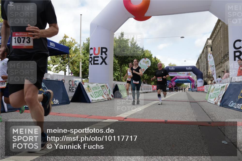 06.09.2026 - CURREX Alsterlauf Yannick Fuchs http://msf.ph/oto/10117717 06.09.2026 12:01:31 Ziel 1073, 1147, 1155, 1156, 1243, 1265 meine-sportfotos.de