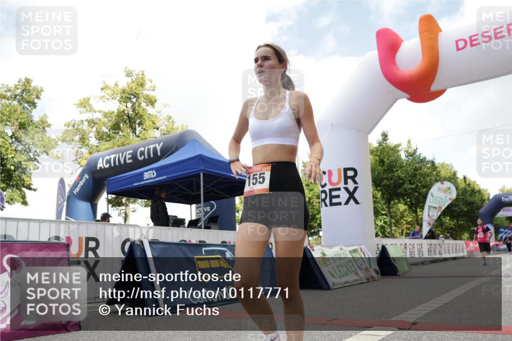 06.09.2026 - CURREX Alsterlauf Yannick Fuchs http://msf.ph/oto/10117771 06.09.2026 12:01:35 Ziel 1073, 1147, 1155, 1156, 1233, 1265 meine-sportfotos.de