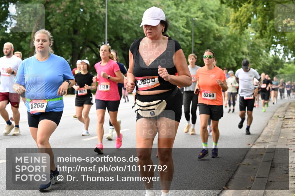 06.09.2026 - CURREX Alsterlauf Dr. Thomas Lammeyer http://msf.ph/oto/10117792 06.09.2026 09:16:04 Laufen 6266, 1621, 3128, 3330, 8260 meine-sportfotos.de