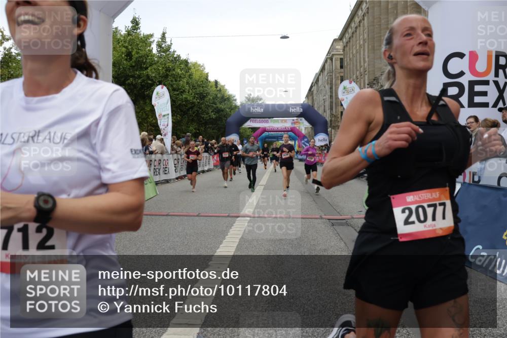 06.09.2026 - CURREX Alsterlauf Yannick Fuchs http://msf.ph/oto/10117804 06.09.2026 09:59:32 Ziel 2077, 2227, 2228, 2772, 3129, 3535, 3542, 3695, 3969, 4091, 4291, 4478, 4751, 4752, 5474, 5636, 5638, 5712, 5948, 6199, 6200, 6213 meine-sportfotos.de