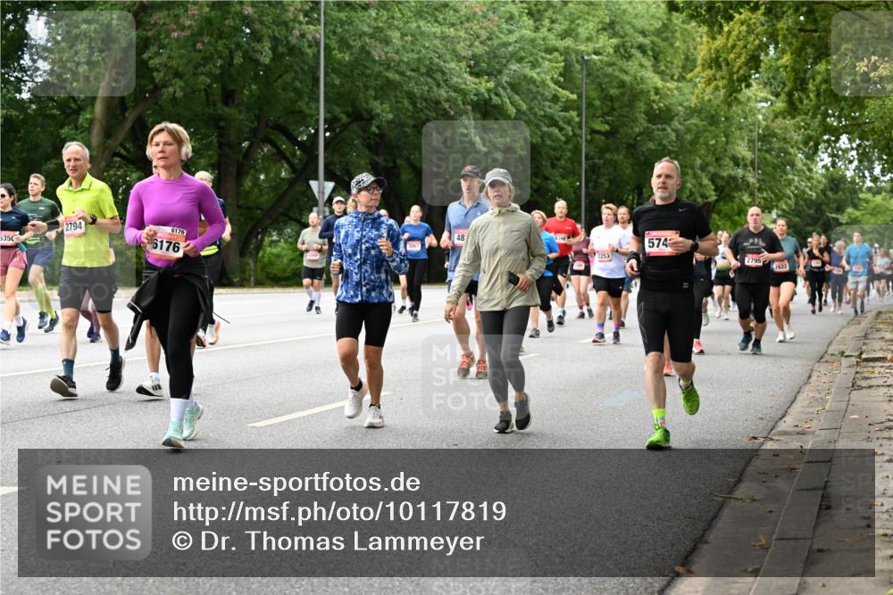 06.09.2026 - CURREX Alsterlauf Dr. Thomas Lammeyer http://msf.ph/oto/10117819 06.09.2026 09:16:09 Laufen 56350, 2794, 6176, 6176, 48, 485, 574, 2253, 2795, 2622 meine-sportfotos.de