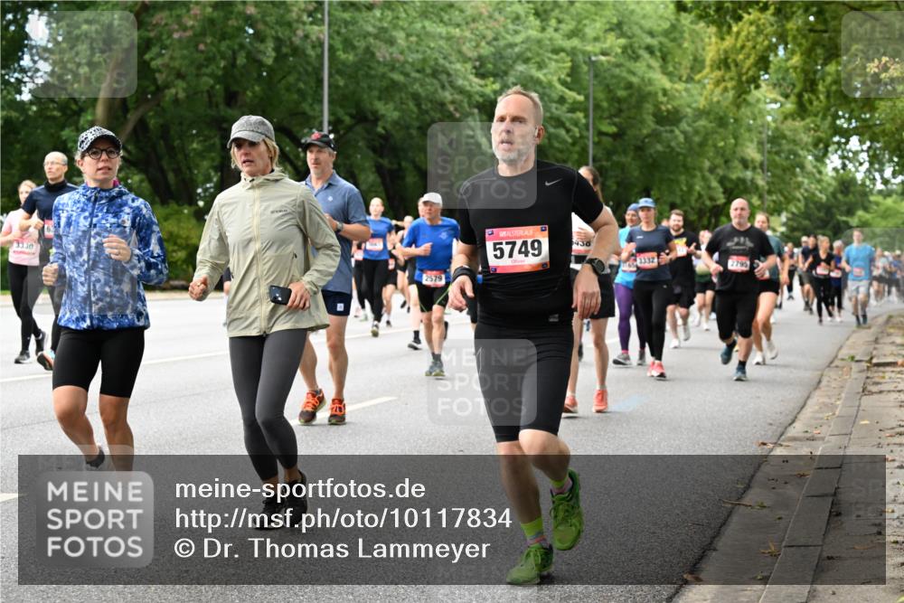 06.09.2026 - CURREX Alsterlauf Dr. Thomas Lammeyer http://msf.ph/oto/10117834 06.09.2026 09:16:11 Laufen 3330, 2579, 5749, 430, 1332, 2795 meine-sportfotos.de