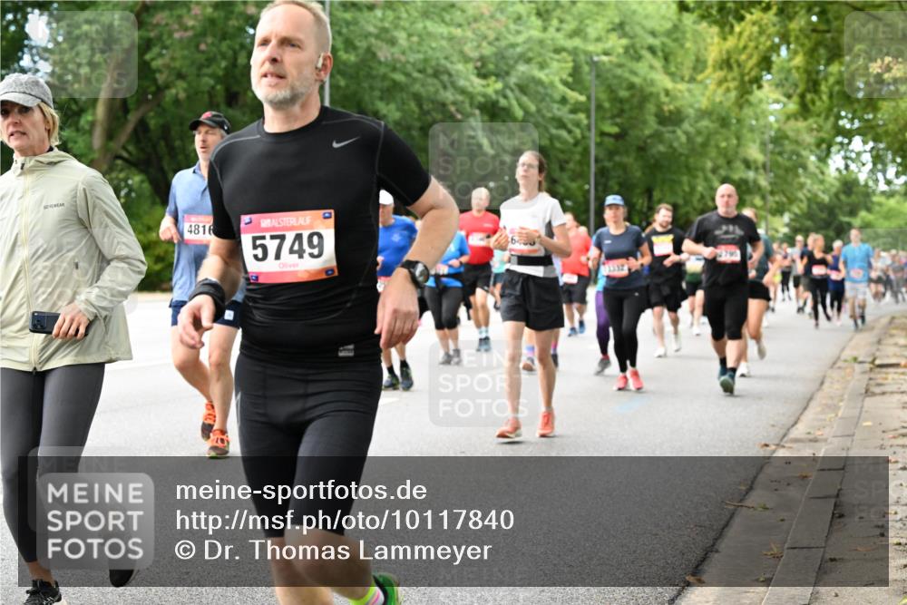 06.09.2026 - CURREX Alsterlauf Dr. Thomas Lammeyer http://msf.ph/oto/10117840 06.09.2026 09:16:11 Laufen 4816, 5749 meine-sportfotos.de