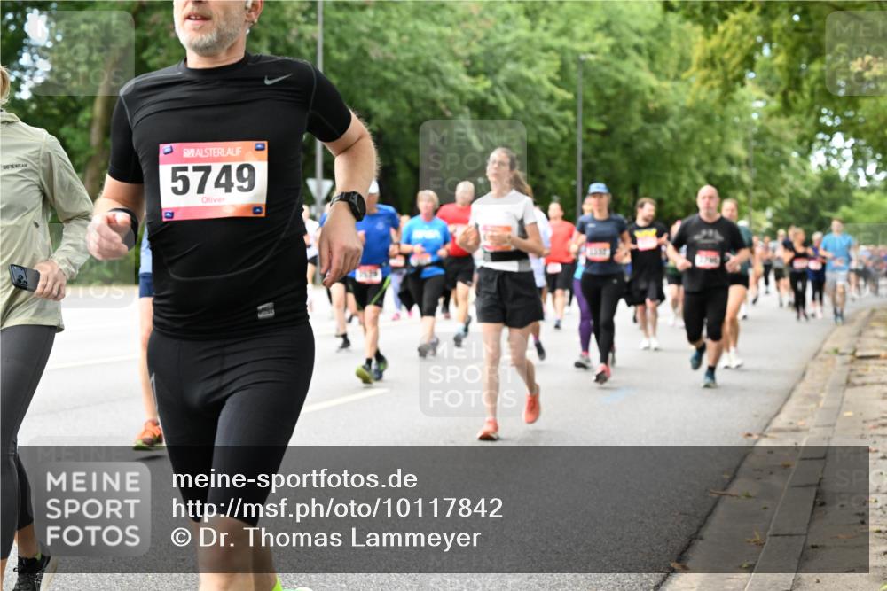 06.09.2026 - CURREX Alsterlauf Dr. Thomas Lammeyer http://msf.ph/oto/10117842 06.09.2026 09:16:11 Laufen 5749 meine-sportfotos.de