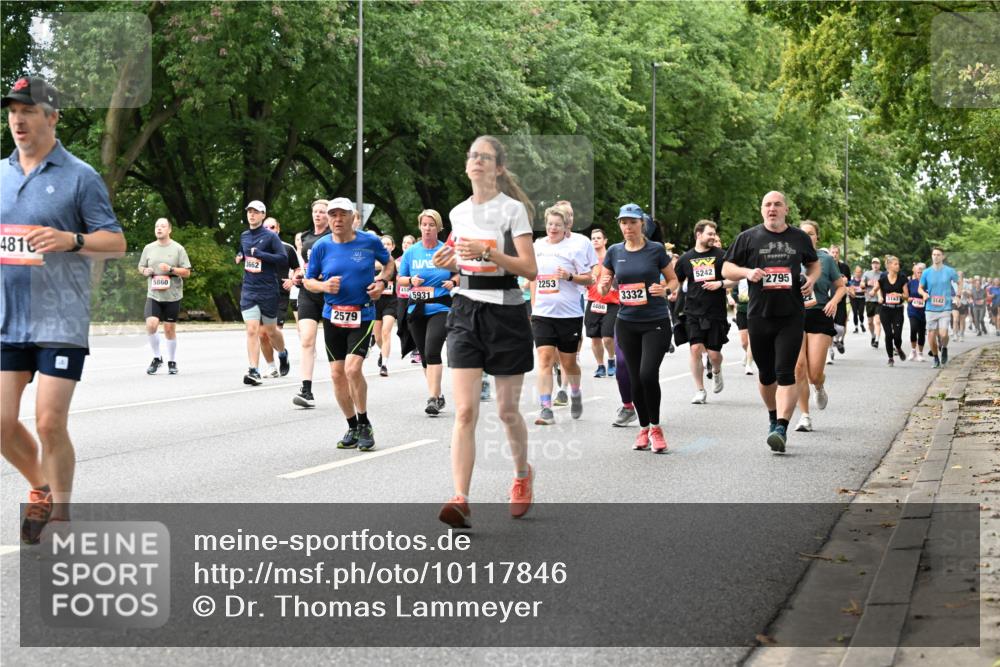 06.09.2026 - CURREX Alsterlauf Dr. Thomas Lammeyer http://msf.ph/oto/10117846 06.09.2026 09:16:12 Laufen 4810, 5860, 3662, 5242, 2253, 5931, 2795, 3332, 2579, 4486 meine-sportfotos.de