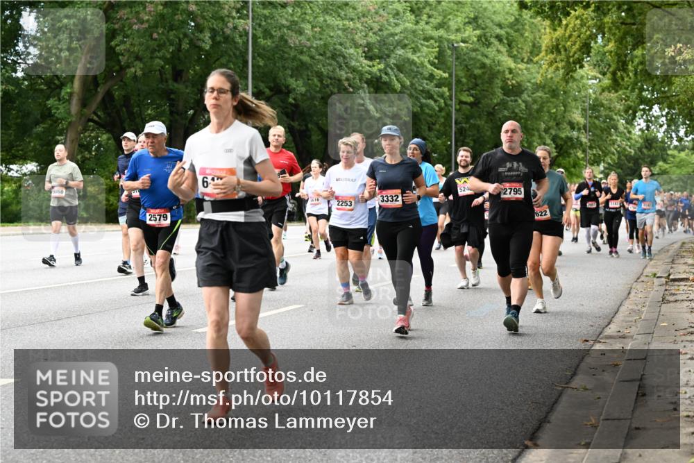 06.09.2026 - CURREX Alsterlauf Dr. Thomas Lammeyer http://msf.ph/oto/10117854 06.09.2026 09:16:13 Laufen 5860, 2579, 6, 524, 2795, 5616, 2253, 3332, 2057, 3143, 3142, 622 meine-sportfotos.de
