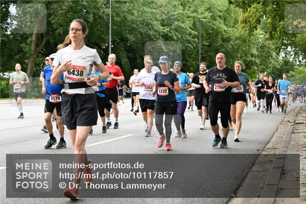 06.09.2026 - CURREX Alsterlauf Dr. Thomas Lammeyer http://msf.ph/oto/10117857 06.09.2026 09:16:13 Laufen 6438, 5860, 2253, 31, 3332, 2579, 52, 2795, 2622, 3142 meine-sportfotos.de