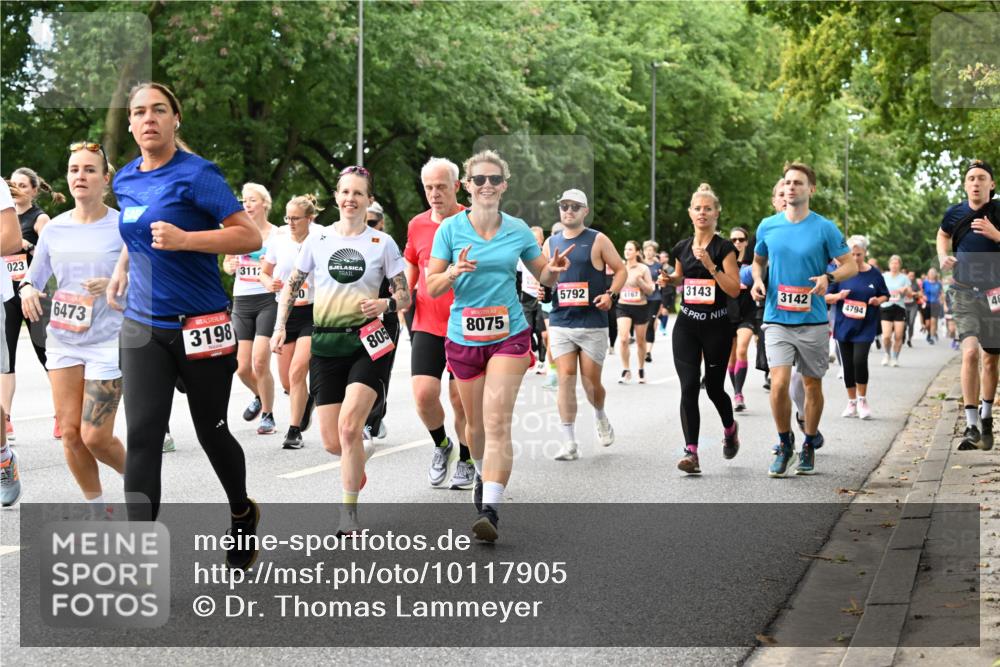 06.09.2026 - CURREX Alsterlauf Dr. Thomas Lammeyer http://msf.ph/oto/10117905 06.09.2026 09:16:19 Laufen 023, 6473, 3198, 3112, 5792, 4167, 3143, 805, 8075, 3142, 4794 meine-sportfotos.de