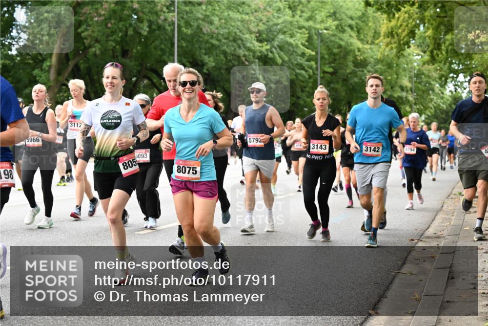 06.09.2026 - CURREX Alsterlauf Dr. Thomas Lammeyer http://msf.ph/oto/10117911 06.09.2026 09:16:19 Laufen 198, 5966, 3112, 805, 3093, 8075, 5792, 416, 3143, 3142, 4794 meine-sportfotos.de