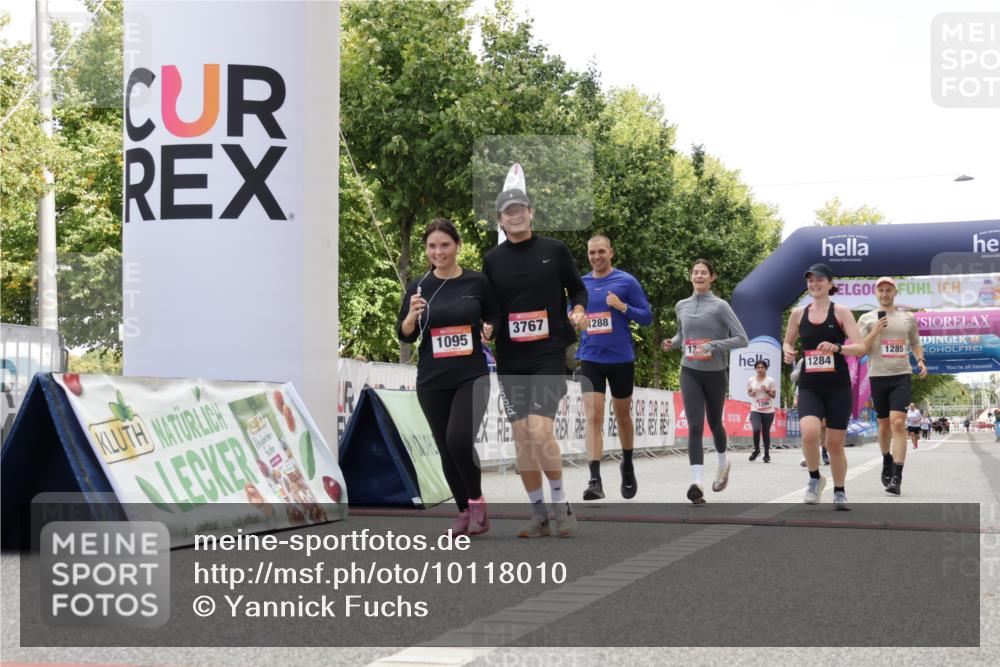 06.09.2026 - CURREX Alsterlauf Yannick Fuchs http://msf.ph/oto/10118010 06.09.2026 12:01:48 Ziel 1095, 1284, 1285, 1286, 1288, 8042 meine-sportfotos.de