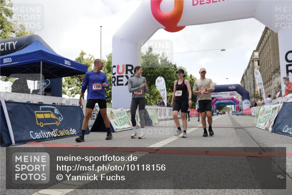 06.09.2026 - CURREX Alsterlauf Yannick Fuchs http://msf.ph/oto/10118156 06.09.2026 12:01:52 Ziel 1095, 1284, 1285, 1286, 1288, 1298, 1305, 8042 meine-sportfotos.de