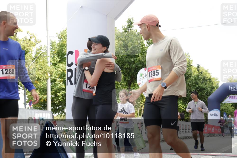 06.09.2026 - CURREX Alsterlauf Yannick Fuchs http://msf.ph/oto/10118185 06.09.2026 12:01:54 Ziel 1095, 1284, 1285, 1286, 1288, 1298, 1305, 8042 meine-sportfotos.de