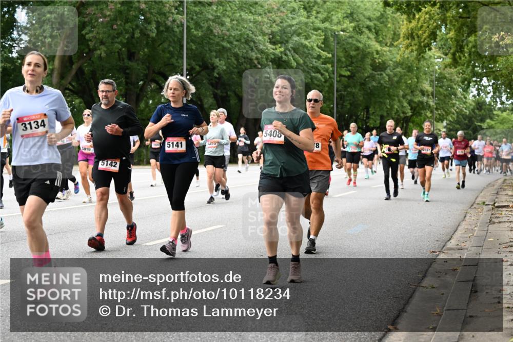 06.09.2026 - CURREX Alsterlauf Dr. Thomas Lammeyer http://msf.ph/oto/10118234 06.09.2026 09:16:50 Laufen 3134, 18, 3019, 5142, 1904, 5141, 445, 5408, 8, 2597, 2572 meine-sportfotos.de