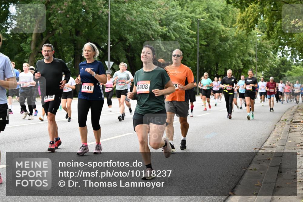 06.09.2026 - CURREX Alsterlauf Dr. Thomas Lammeyer http://msf.ph/oto/10118237 06.09.2026 09:16:50 Laufen 3012, 5142, 015, 5141, 4416, 5408, 10, 8, 2598, 2597 meine-sportfotos.de