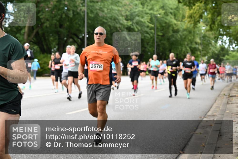06.09.2026 - CURREX Alsterlauf Dr. Thomas Lammeyer http://msf.ph/oto/10118252 06.09.2026 09:16:51 Laufen 2678 meine-sportfotos.de