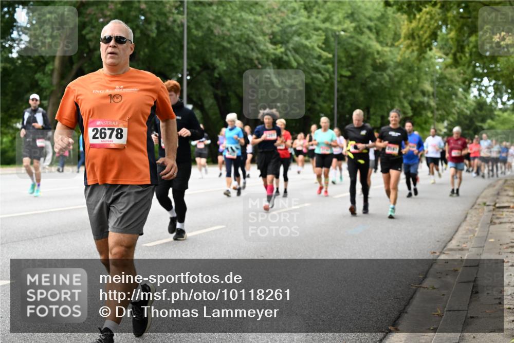 06.09.2026 - CURREX Alsterlauf Dr. Thomas Lammeyer http://msf.ph/oto/10118261 06.09.2026 09:16:52 Laufen 2678 meine-sportfotos.de